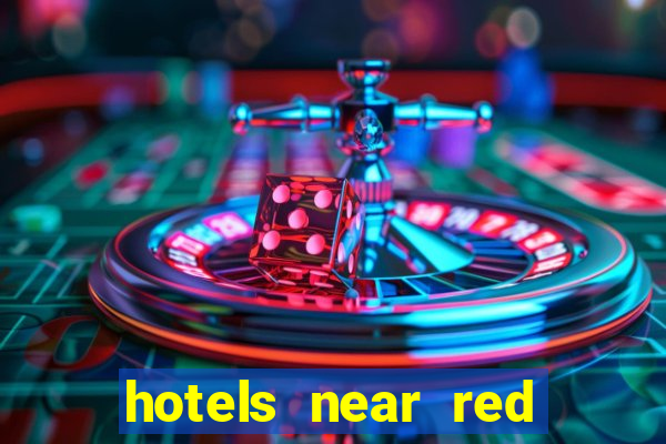 hotels near red hawk casino